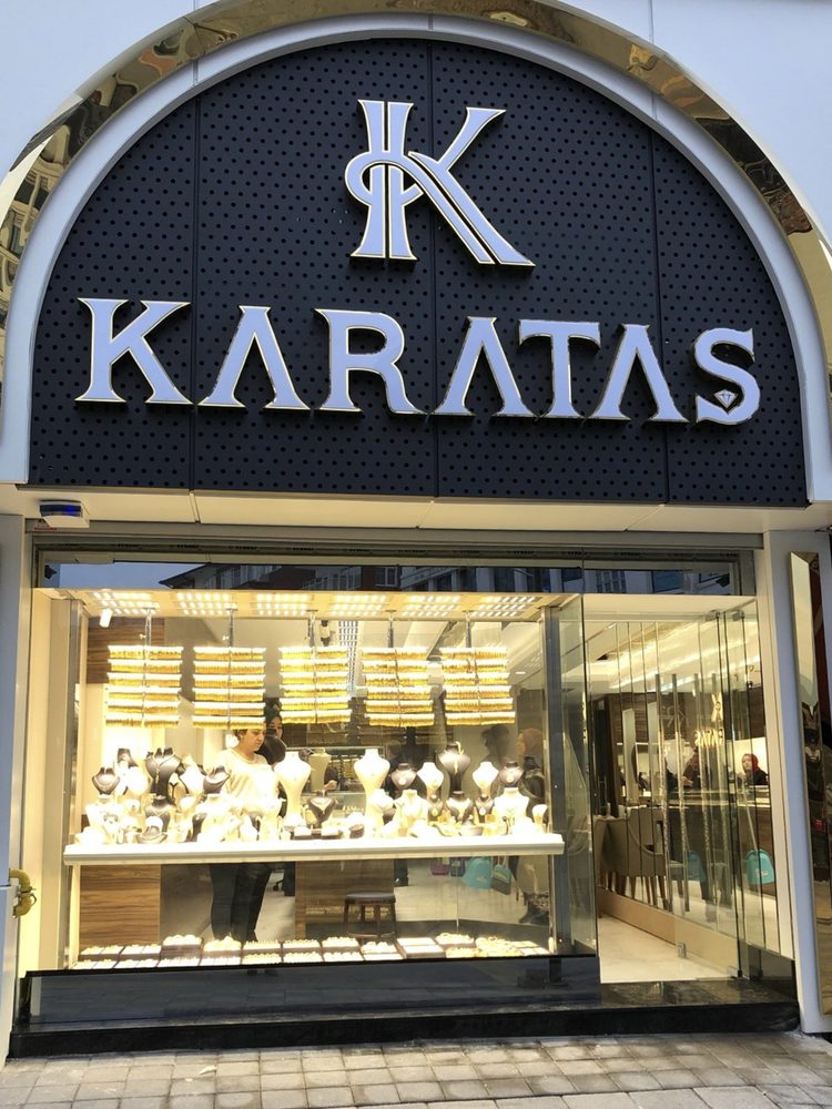Karataş Kuyumculuk Mağaza'nın kemerli cephesi, Çankırı
